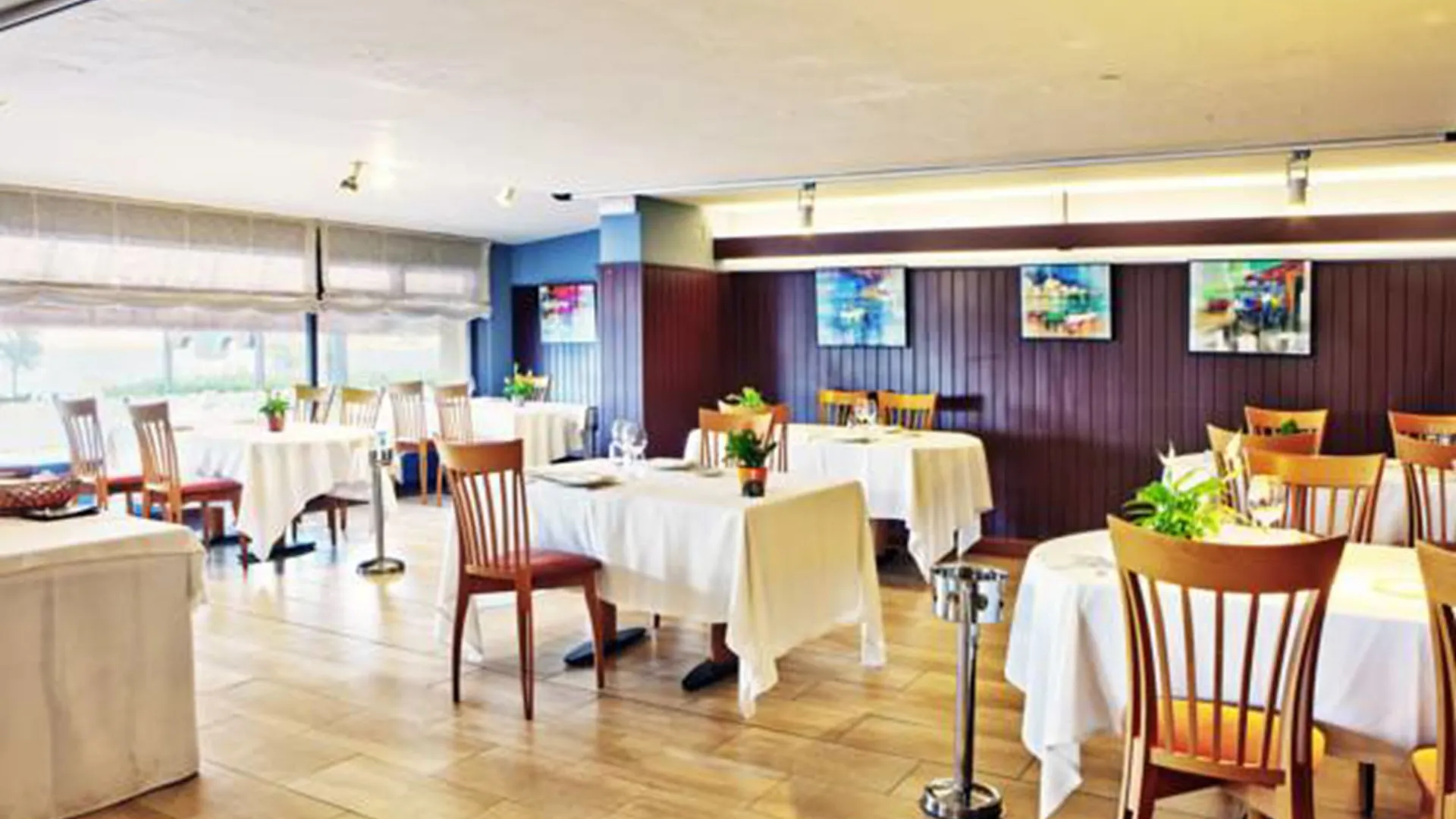 Rvhotels Nieves Mar L' Escala 3*,  Hiszpania